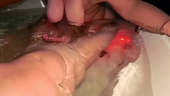Preview 2 of Video Xxx Hot Hd Hardcore Sear - A Mermaid MILF Gave a Blowjob Underwater and gave Her Big Ass to Fuck in Anal