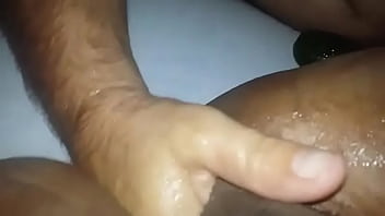 Preview 1 of Kijanea Diof - Pepino,  dedos e pau no cu e buceta da esposa
