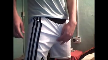 Preview 3 of Arab Sophia - Me manoseo la pija en short/ ton20