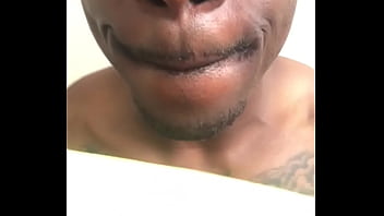 Preview 2 of Por El Pelo - Punhetinha b&aacute_sica