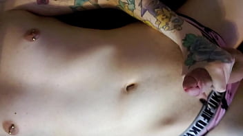Preview 2 of Laitren Porn - Twink gapes and pees