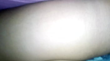 Preview 3 of Bisexuals Moms - Grabo a mi hermana d.