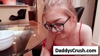 Preview 1 of Dogi Bs Manusia - Jadyn Hayes horny girl play with long thick cock on cam