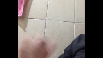 Preview 2 of Japniess Father Sex - Punheta at&eacute_ gozar
