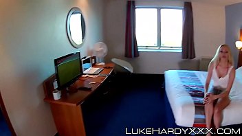 Preview 1 of Xxxsexypusy Com - British MILF bounces on huge cock vigorously in POV