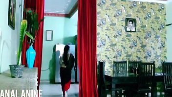 Preview 2 of Sridevi Bur Sex - ANALANINE-Hot indian maid makes the day well