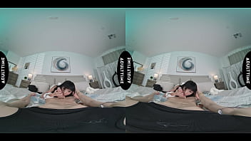 Preview 2 of Sexi Vidio Daunlod - UP CLOSE VR - Petite Marica Hase Lets Parker Ambrose Play With Her Clit Then Tries To Take His BWC