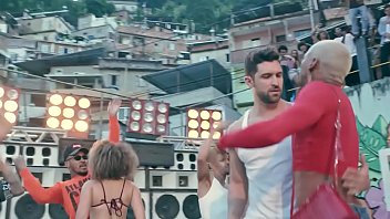 Preview 3 of Gay Anal Hot - mlk se veste de mulher pra pegar par&ccedil_a na em troca de dinheiro