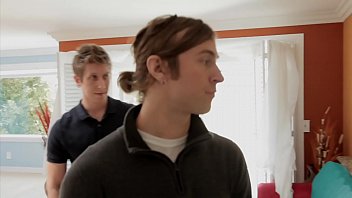 Preview 1 of Mama Encoxada Su Hija Cojiendo - Asian babe Dana Vespoli has hardcore threesome with two white hard cocks