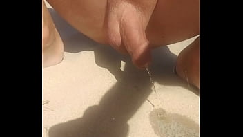 Preview 3 of Horney Dirty Sex - dutch gay pissing on nude beach