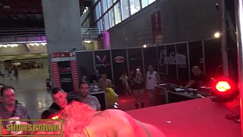 Preview 4 of Mom Sex Withon - Blonde brazilian pornstar show on stage