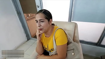 Preview 1 of Indian Newely Married Sex - Me follo a la mejor amiga de mi madrastra mientras estamos solos en casa y cumplo mi fantas&iacute_a sexual de follarme duro a una MILF - Historia completa - Porno en Espa&ntilde_ol