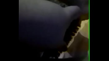 Preview 3 of Are Xxxvideos Com - Enfiei o cabo da escova na buceta e gozei