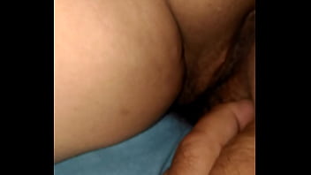 Preview 3 of Big Boobs Hot Stepmom And Son - De nuevo tocando a mi mujer d..