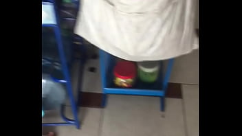 Preview 4 of Xxx Androi - Piernas en la tienda
