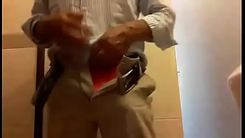 Preview 1 of Chagirl Cam4 - Maduro me ense&ntilde_a la verga