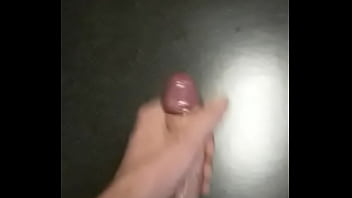 Preview 2 of Amiga Consolando A Outra - 1st Cumshot!