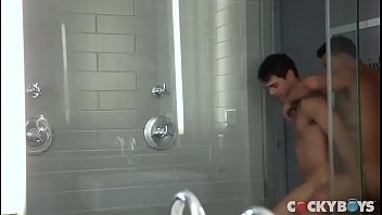 Preview 3 of Hd Babe Xxx Sex - Gay riding The cock