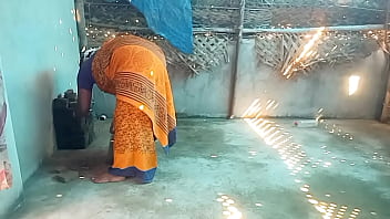 Preview 1 of Sil Pek Idian - Indian step sister village home cleaning sex with brother