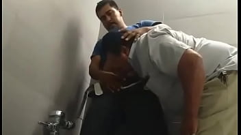 Preview 2 of Video Fuckers - Rica mamada en laguneta