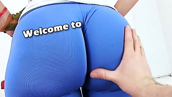 Preview 1 of Hitomi Tsmaka - HUGE BUBBLE BUTT and TINY WAIST FIONA Riding on Cameraman Cock