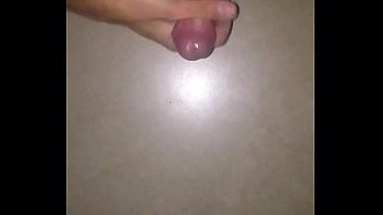Preview 4 of Xxx Raj 18 Yare - JOVEN SE MASTURBA VIENDO PORNO Y CONSIGUE LO QUE QUER&Iacute_A