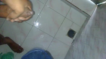 Preview 4 of Arbe Paty - me stroking in bathroom