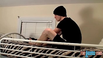 Preview 1 of Mom Sister And Boy - Young man jacks off solo and cums on his pretty feet