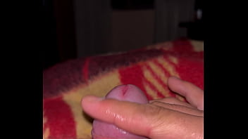 Preview 1 of Xvide0 Com - Jugando con mi pene