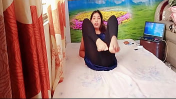 Preview 1 of Mom Yunani - Hot wife is very horny before work Best natural tits and body desi sex Rumpa21