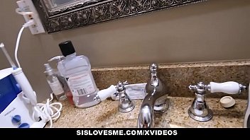 Preview 1 of Xxx Hot Videos Horas - SisLovesMe - Hot Stepsis (Vienna Rose) Fucked In Bathroom