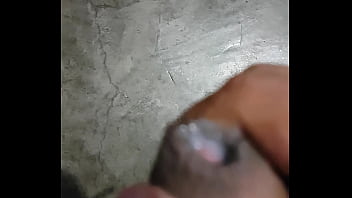Preview 2 of Comiendo Creampie De La Esposa - Masturbandome otra vez