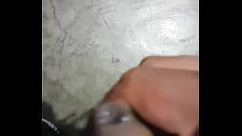 Preview 4 of Comiendo Creampie De La Esposa - Masturbandome otra vez