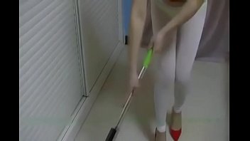 Preview 1 of Faret Time Sex Anil Video - 집청소하는 와이프 너무 섹시해서 그만