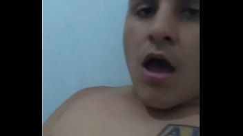 Preview 4 of Biggest Orgasm Edge - Hetero enga&ntilde_ado se masturba para mi
