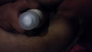 Preview 4 of Gay Teen Bb - morocha pide la pija en el culo mientras se cola un desodorante