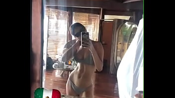 Preview 4 of Mom Daughter Skon - Eiza gonzalez en bikini