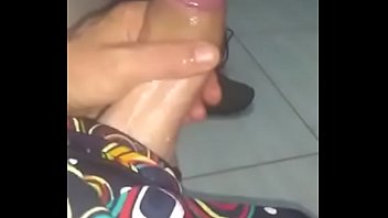 Preview 4 of Sanny Bij - Roludo batendo uma e gozando muito - Visite nosso site!