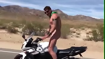 Preview 4 of Ronaldo Amazing - Motoqueiro Punheteiro