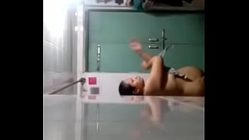 Preview 3 of Xxxxxxxxxxxxx Video Download - Divya bathroom shoot ( naked version )