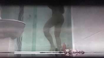 Preview 1 of Bbw Grub Sek - Gostosa rebolando no banho