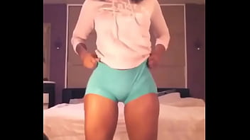 Preview 1 of Indian Teee - Linda Chica Mexicana Se masturba!