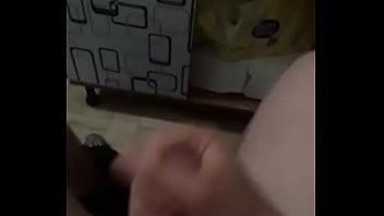 Preview 3 of 16 Year Boy Suck With Queen - Mi faccio una sega