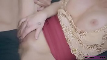 Preview 3 of Sandi J - I could be your Mommy