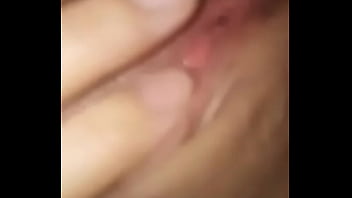 Preview 4 of Bus Hot Porn Best - Morena  molhada