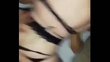 Preview 2 of The Roughies - pisque&ntilde_a en tr&iacute_o