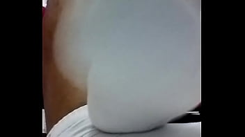 Preview 4 of Shemale Daughter Fucks Mommy - Mostrando os p&eacute_s [pedido]