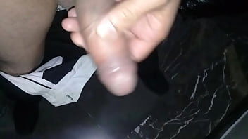 Preview 1 of Boobs Ftee Porn - Jugandome la verga