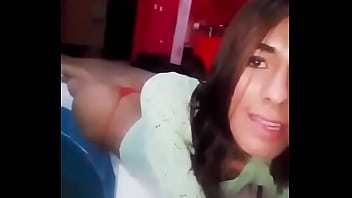 Preview 4 of Gwbpodwni - DISFRUTANDO DEL JACUZZI! ASHLEY TRANS DE LINCE 100% SACALECHE Y MAMONAZA!