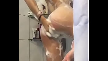 Preview 2 of My Stepsister Is A Shemale - Tomando banho